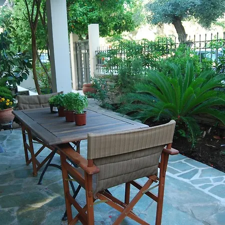Affordable Luxury Garden Apartment Athens Exterior photo