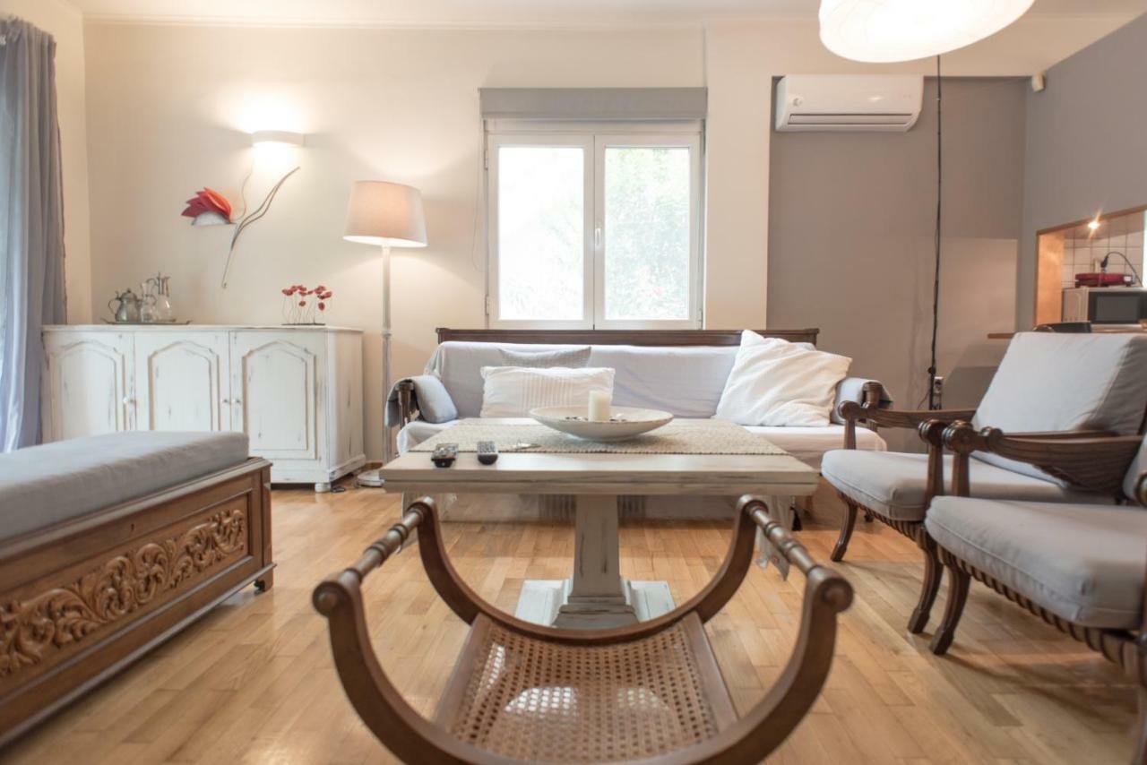 Affordable Luxury Garden Apartment *